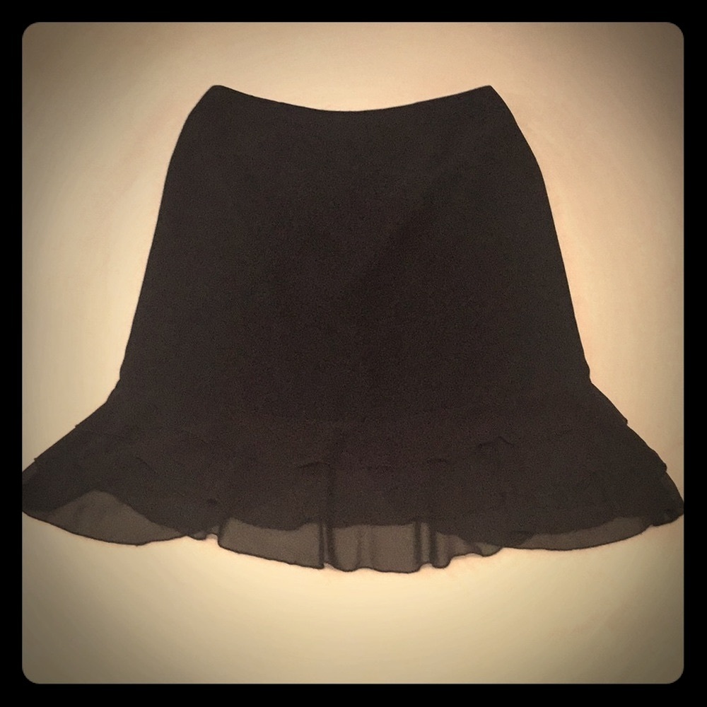 SKIRT 🌿 JS BOUTIQUE 🌿 black with elegant ruffles
